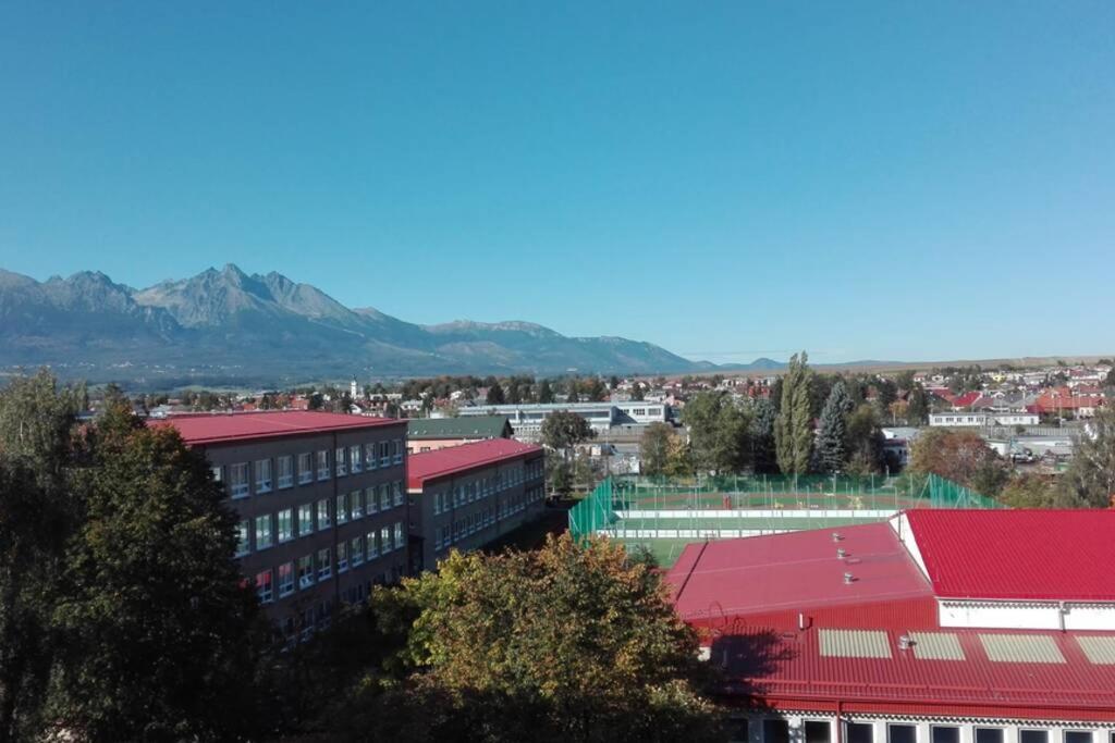 Tatra Mountains View Open-Space Apartment, N.92 Попрад Екстериор снимка